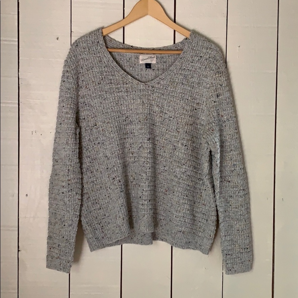 Universal Thread Co. Knit V-Neck Sweater